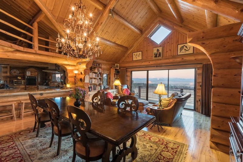 The Log Cabin Architecture