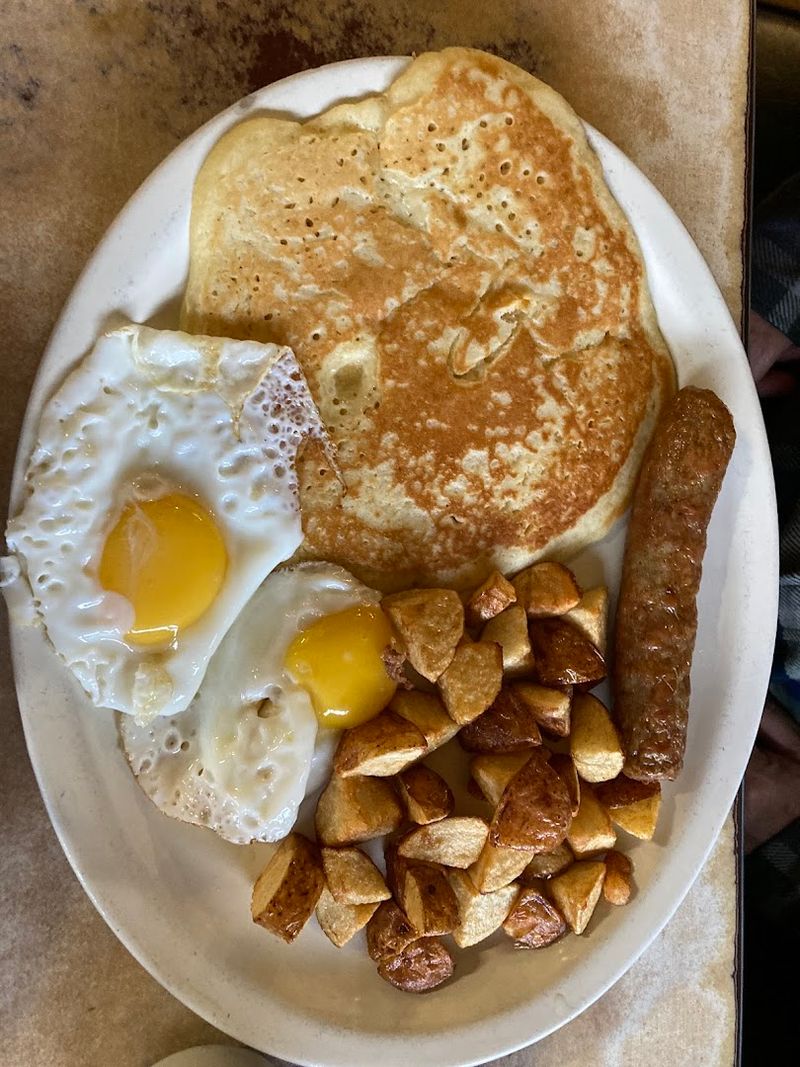 Breakfast All Day: Morning Comfort Done Right