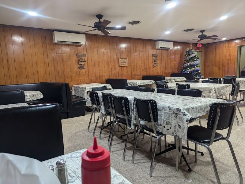 Why Bill's Fish House Belongs on Your Oklahoma Road Trip List