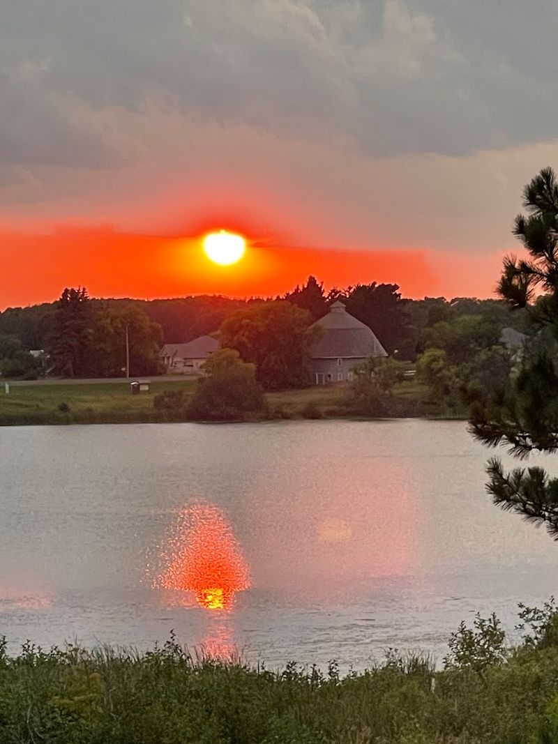 Scenic Water Views That Change With Every Season