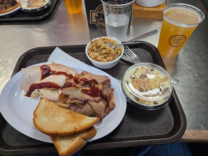 This Kitchen Runs On Real Pitmaster Discipline