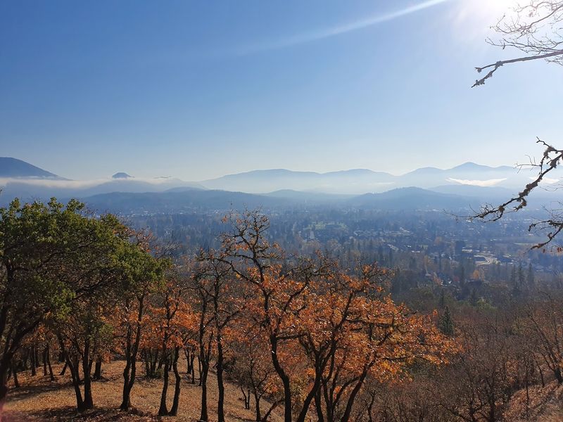 360-Degree Views Over the Rogue Valley