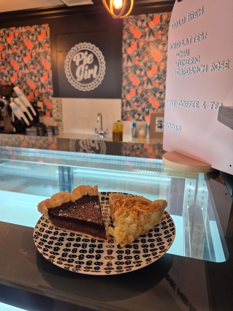 Salted Honey Lavender Pie: A Flavor That Stops You Mid-Bite