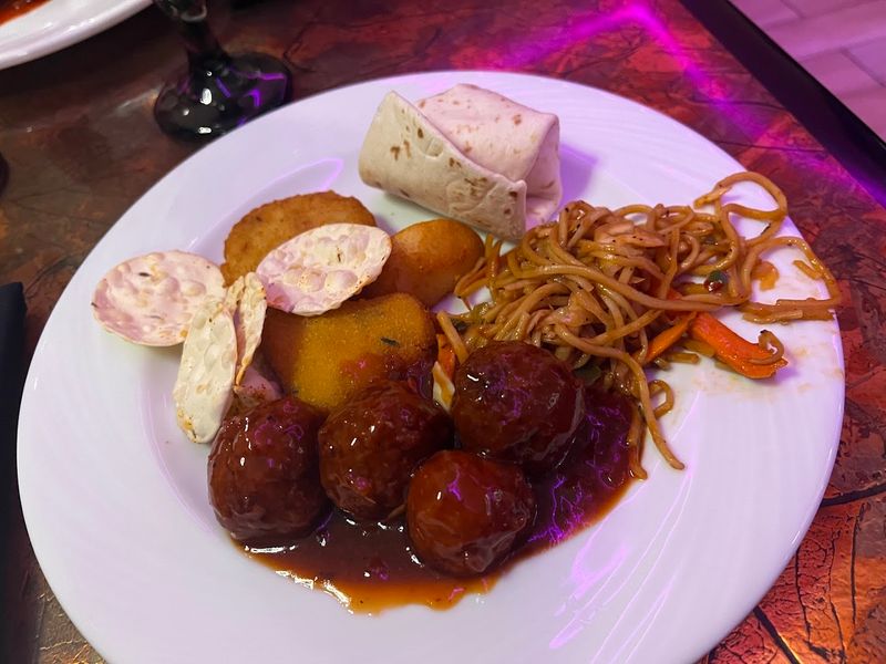 Indo-Chinese Fusion Dishes That Bring a Whole New Dimension