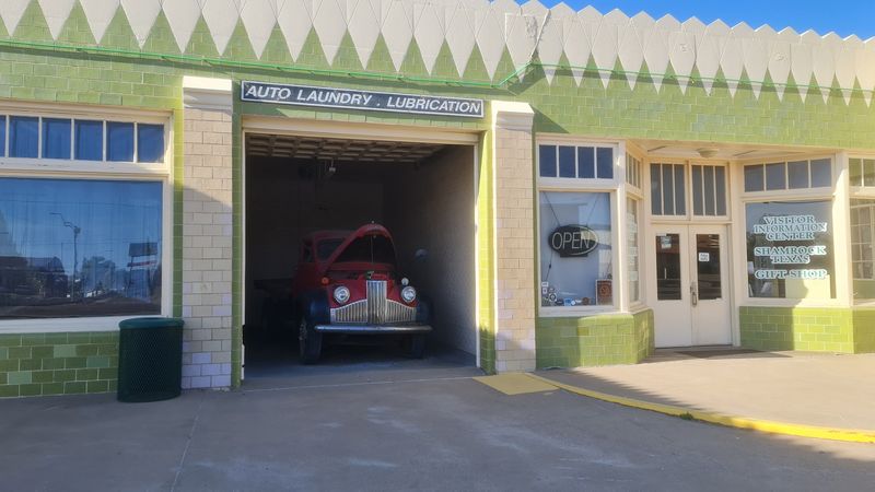 Why Shamrock and the U-Drop Inn Deserve a Place on Your Map