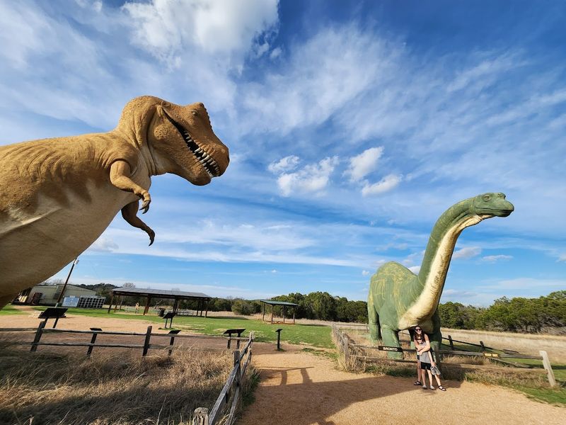 Dinosaur Valley State Park: Where Ancient Footprints Meet the Paluxy River
