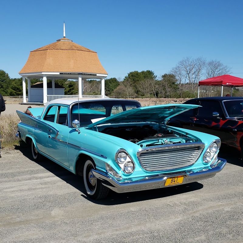 How Beach Parking Changes The Whole Mood