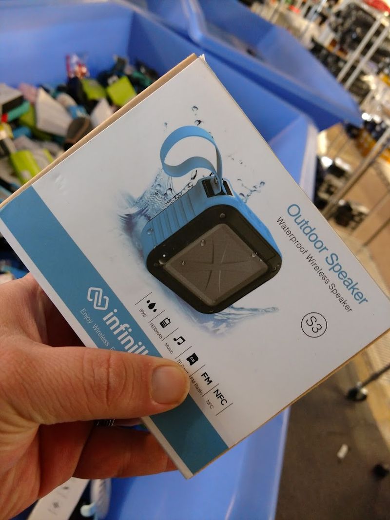 Fresh Truckloads Of Amazon Overstock Arriving Weekly