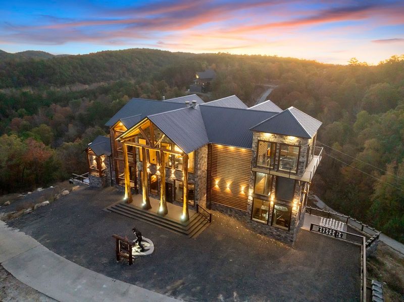 Getting There and Navigating the Property Roads