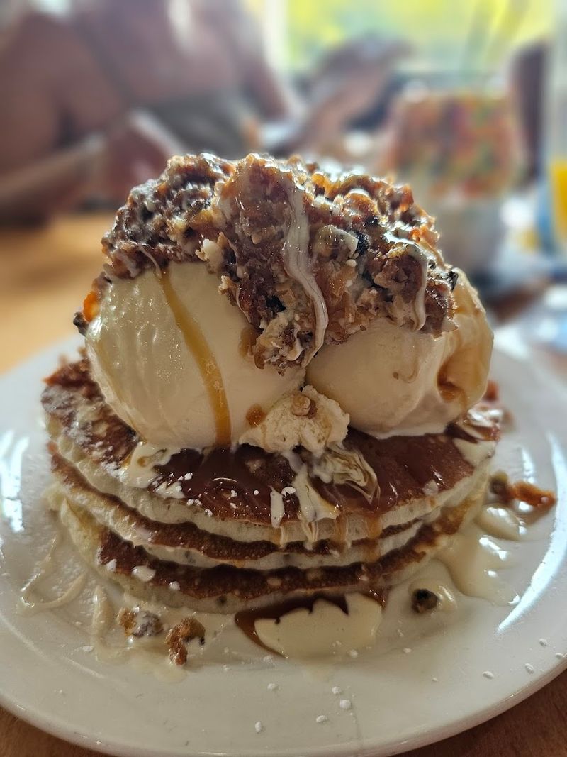 The Portion Sizes That Make Sharing Basically Mandatory