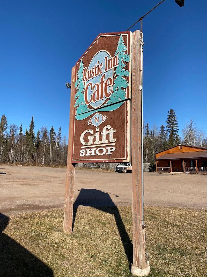 The Gift Shop That Turns a Meal Into a Full Outing