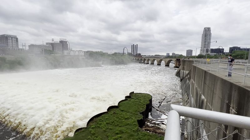 Exploring the Mississippi River Gorge