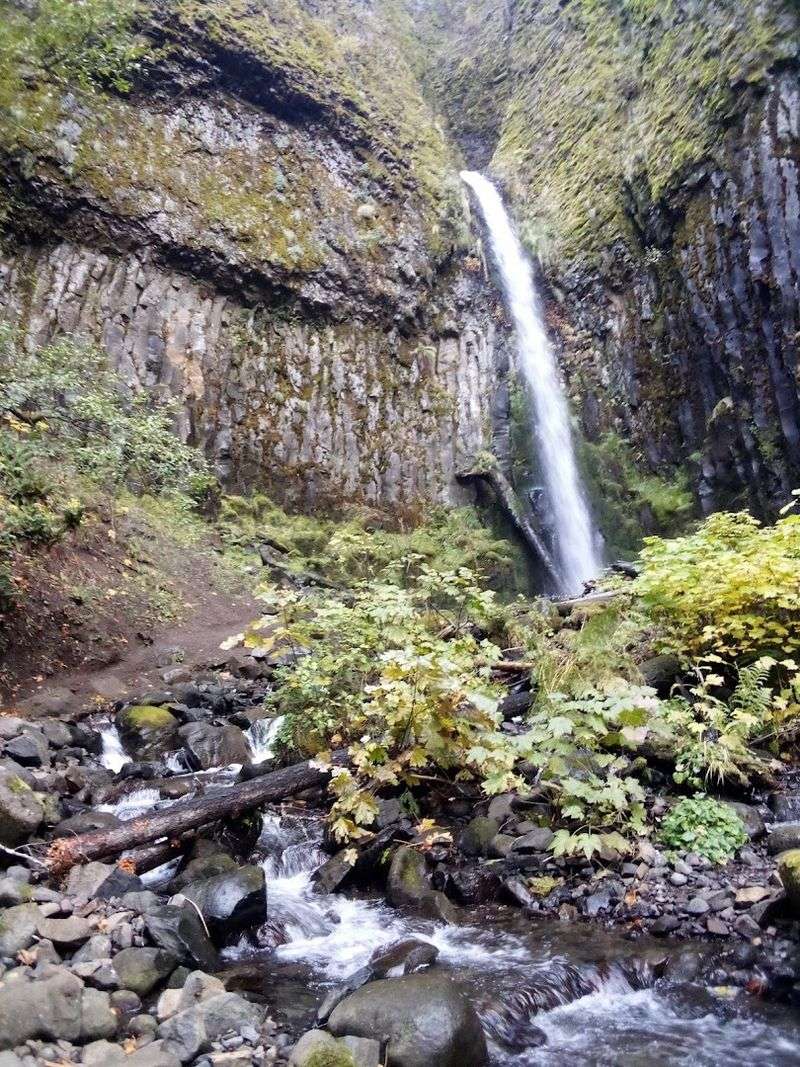Best Time of Year to Visit Dry Creek Falls