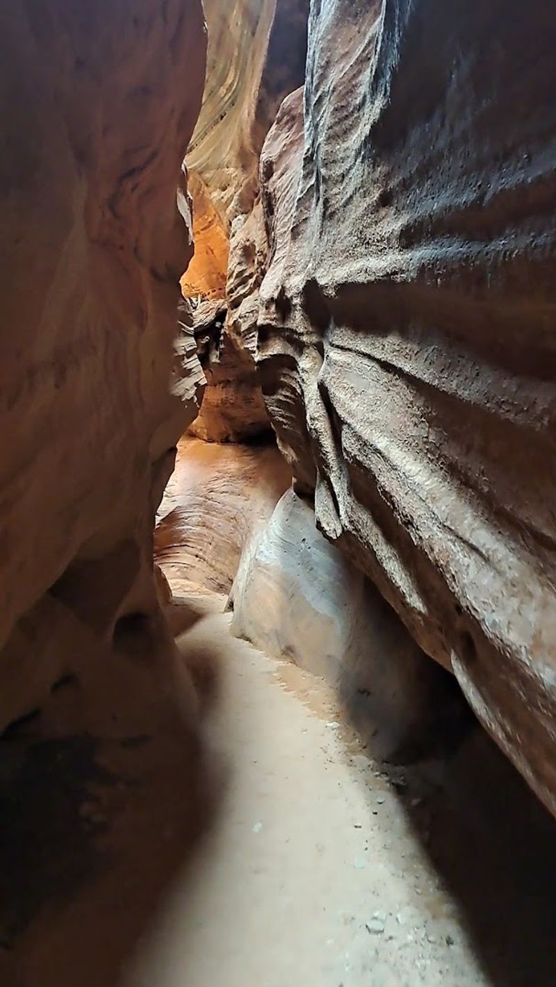 Peekaboo Gulch - Grand Staircase-Escalante