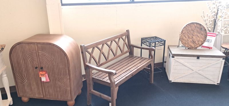 Framing Services That Rival Dedicated Frame Shops