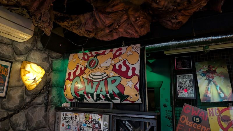 Fake Blood, Real Atmosphere: The Decor You Cannot Unsee