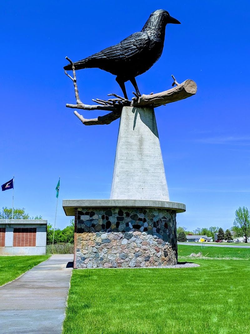 The World's Largest Crow Statue