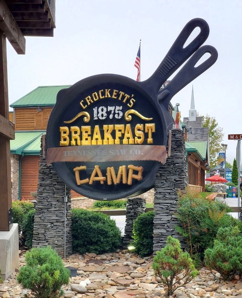 Skillets And Omelets Bring Serious Variety