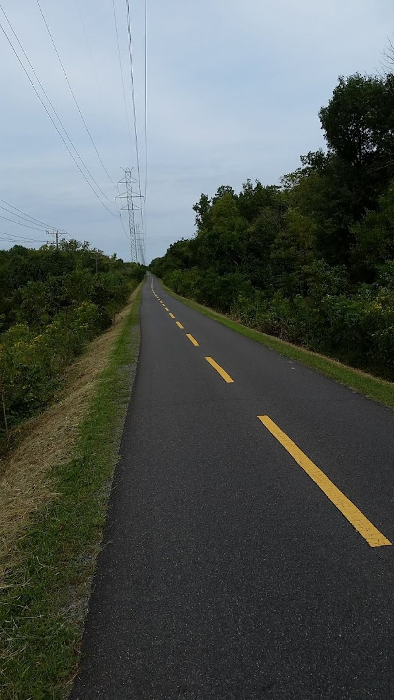 The Trail Itself: A 45-Mile Paved Marvel