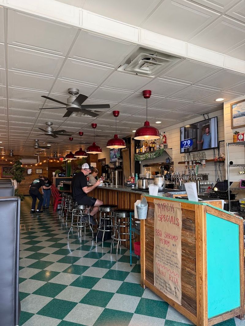 The Kind of Atmosphere That Makes You Want to Stay Longer