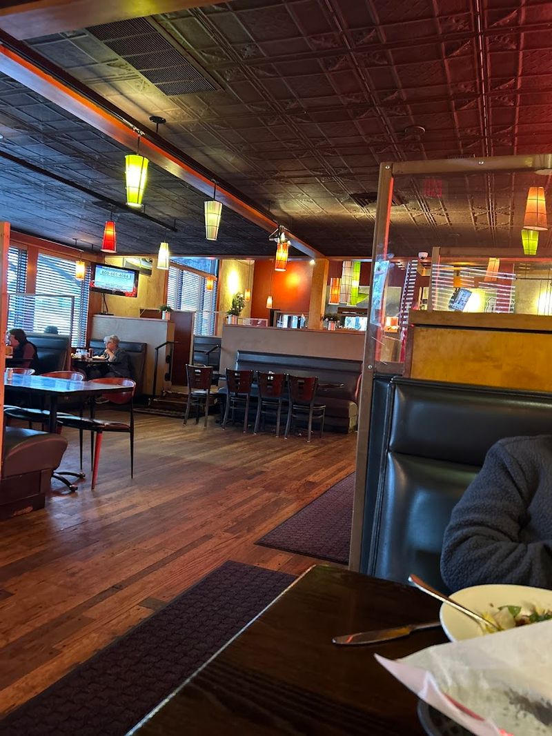 The Roadhouse Vibe You Feel the Moment You Walk In