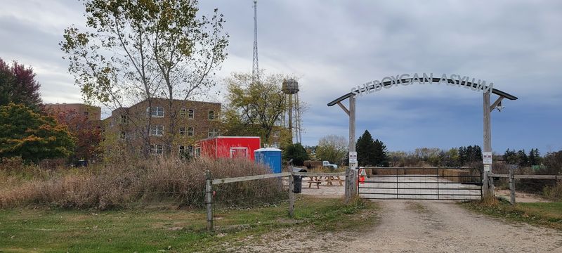 The Rural Metal Gate On A Sheboygan Falls County Road