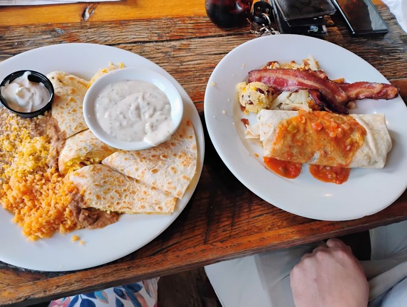 A Smokies Breakfast Stop With Real Personality