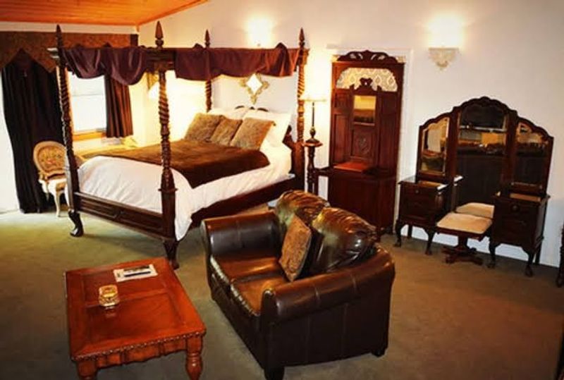 A Manor That Feels Like It Belongs in Another Era