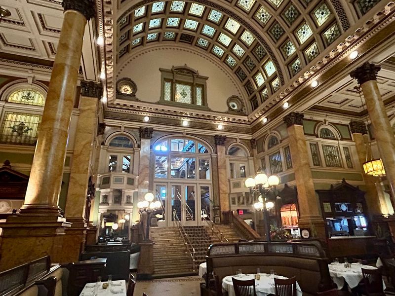 The Tan Building With The P And Rr Sign On Top