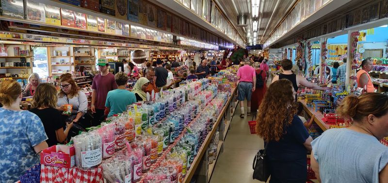 A First Impression That Hits You Like a Sugar Rush