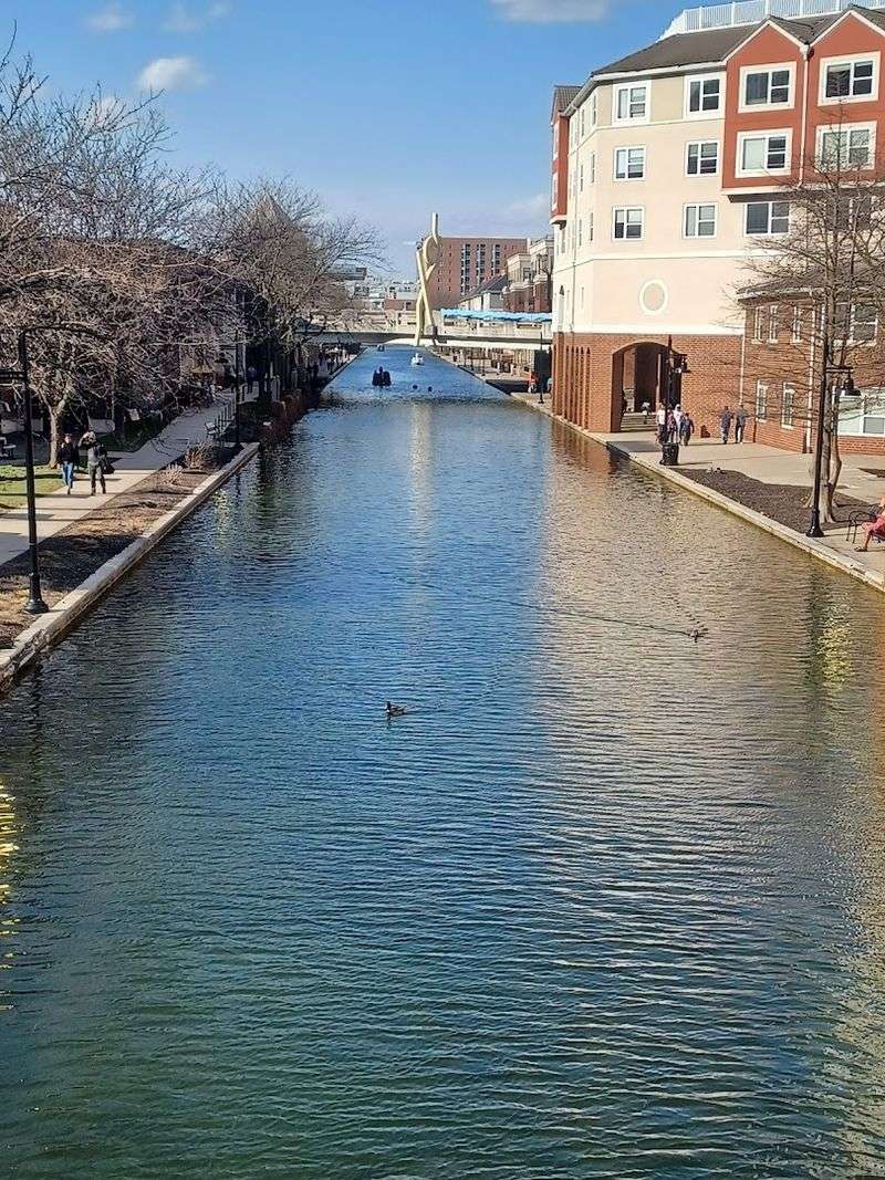 Authentic Gondola Rides Bring Venice to Indianapolis