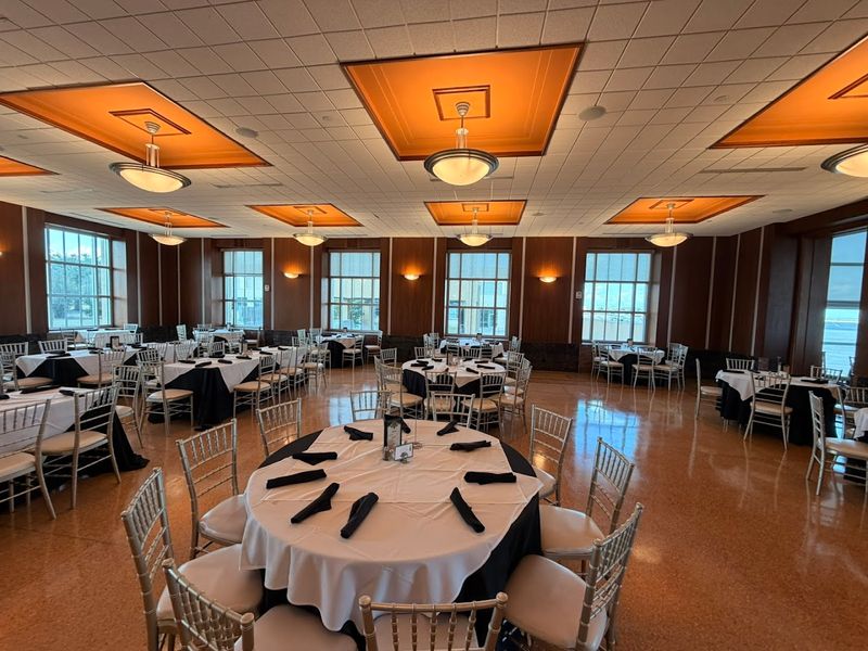 Breakfast With A Runway View