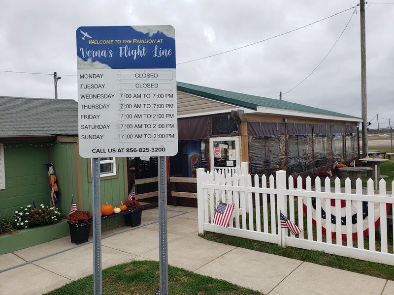 A Former WWII Guardhouse That Became a Beloved Diner