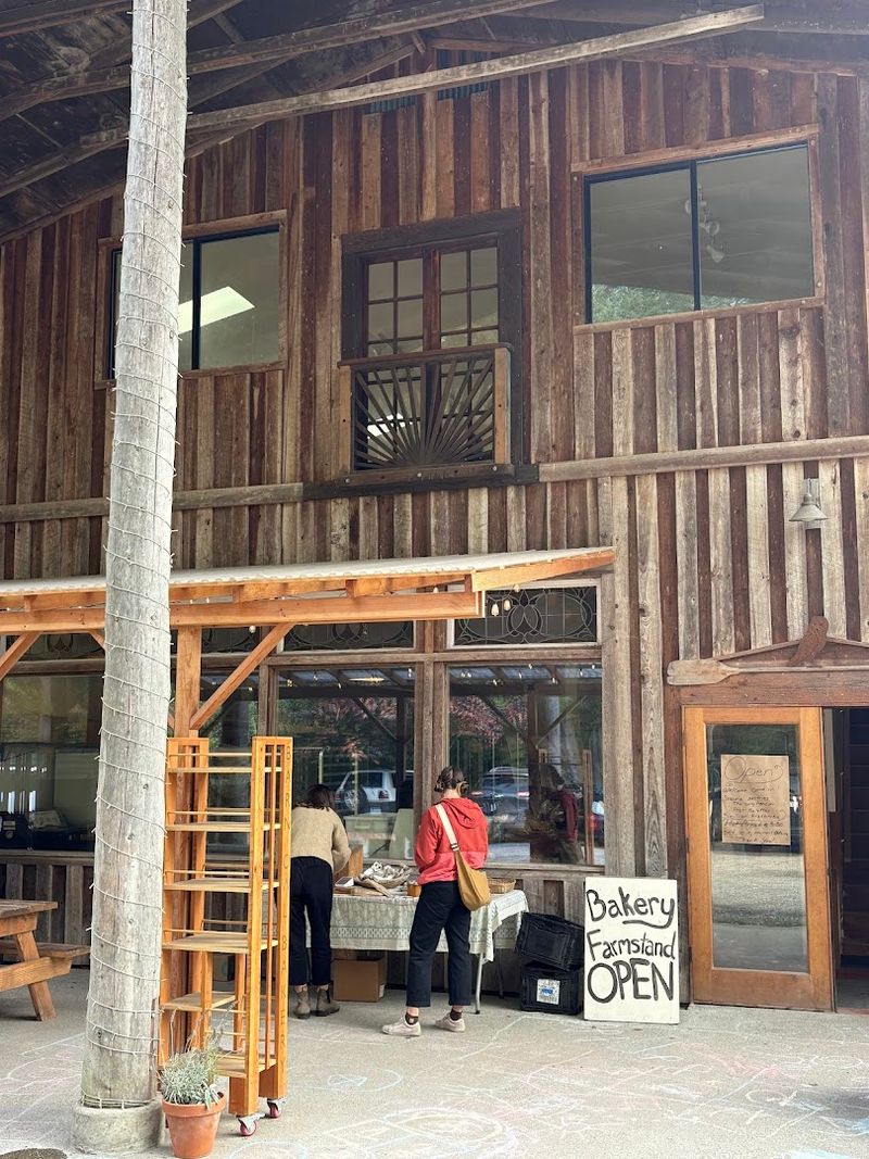 A 200?Square?Foot Bakehouse On Midnight’S Farm