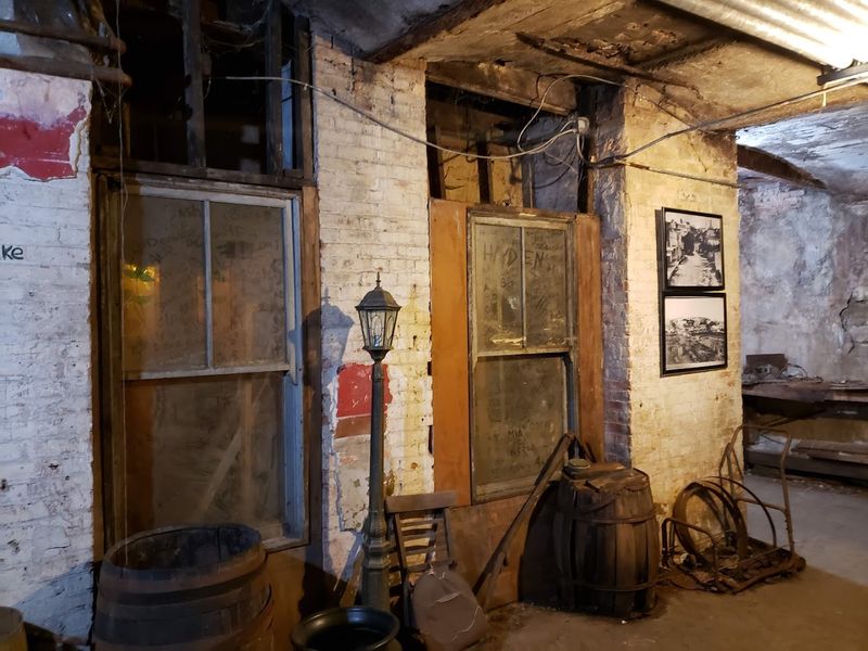 A Seattle Tour With A Hidden Side