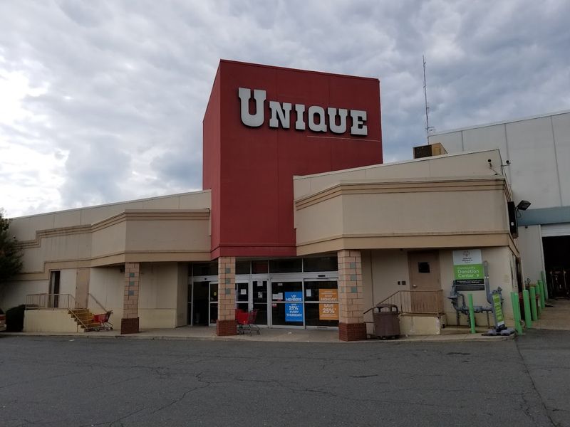 Unique Thrift Store, Falls Church, VA