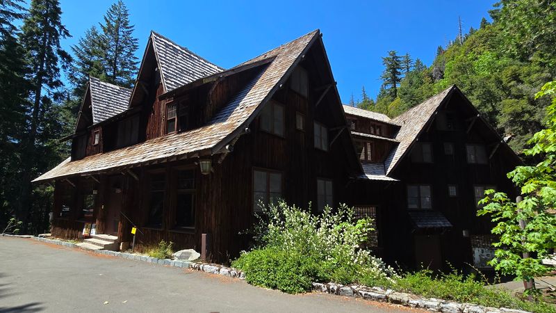 Oregon Caves Chateau, Cave Junction, Oregon