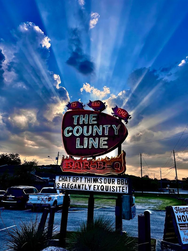 Getting There and Planning Your Visit to County Line on the Lake