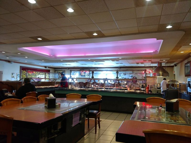 The Spacious Dining Room With Room For Everyone