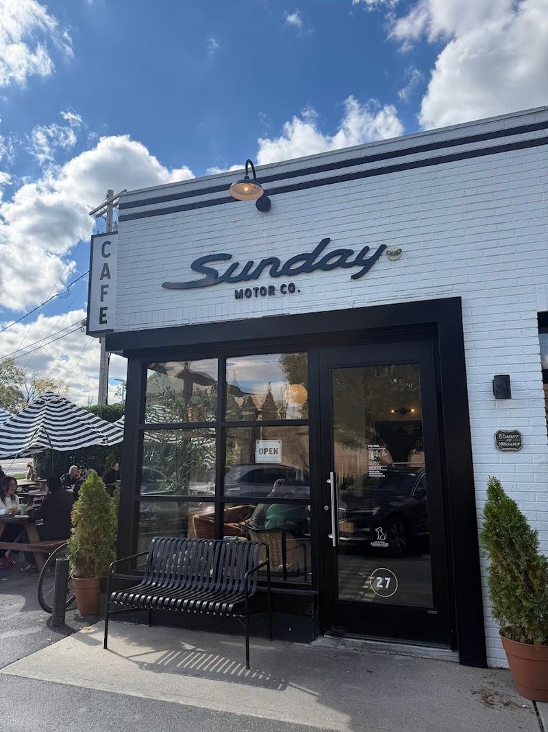 Local Cafes With the Kind of Atmosphere You Want to Stay In