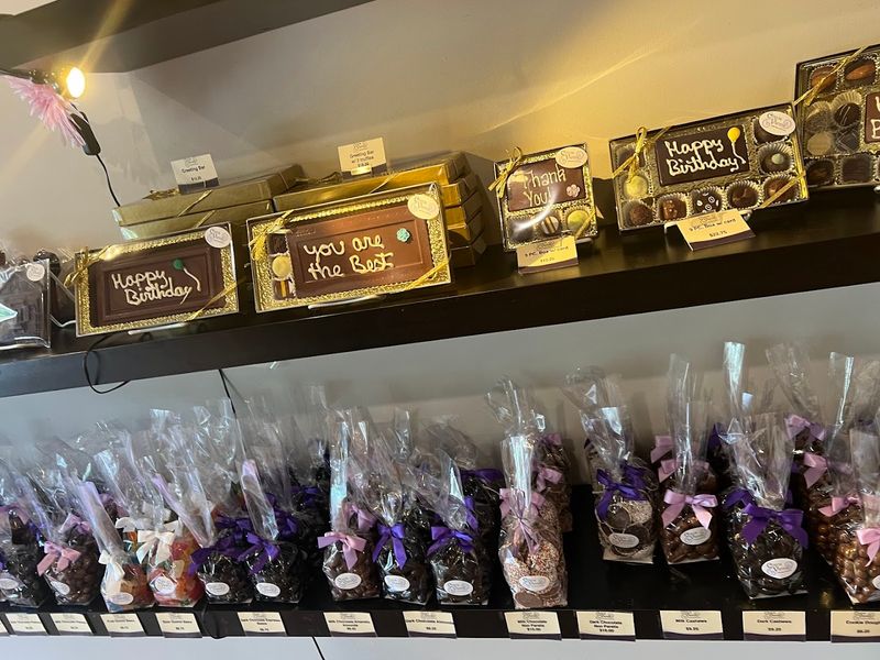 Custom Gift Boxes That Seriously Raise The Bar