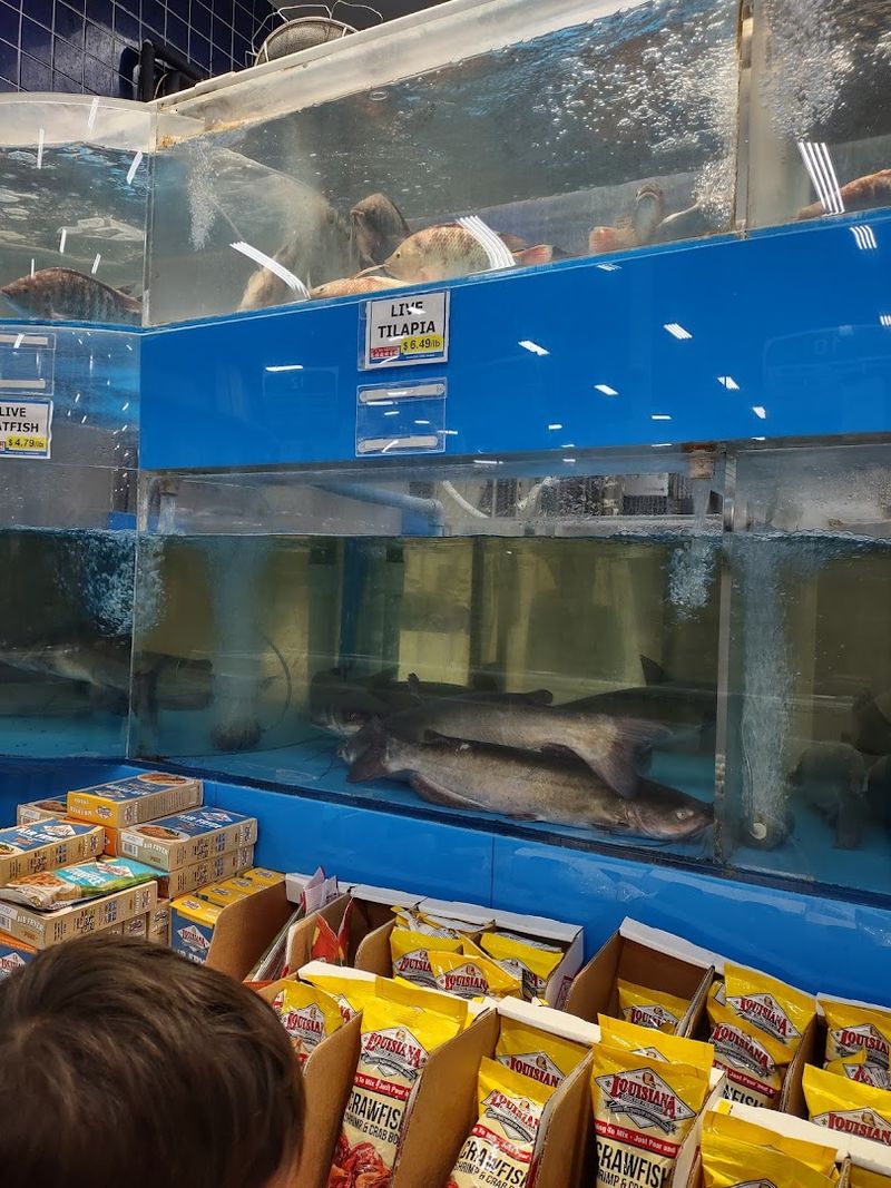 Fresh Produce and Seafood You Cannot Find Elsewhere