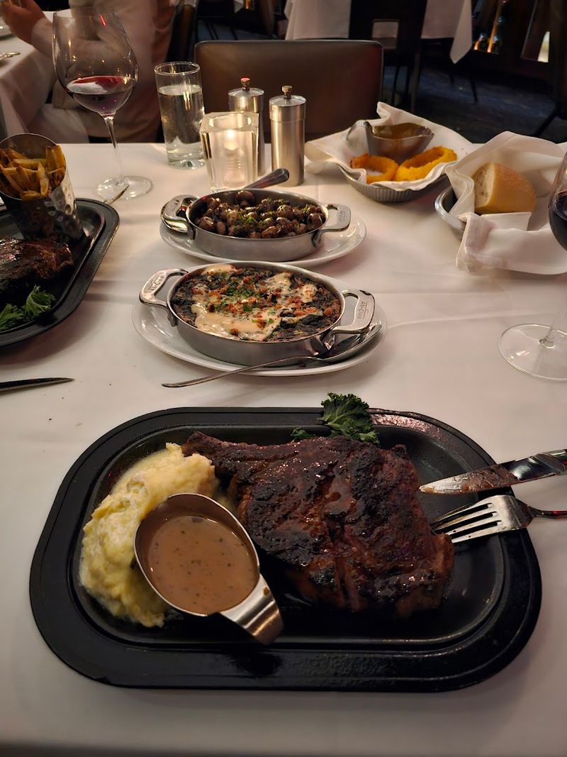 The Atmosphere Stays With You Long After Dinner