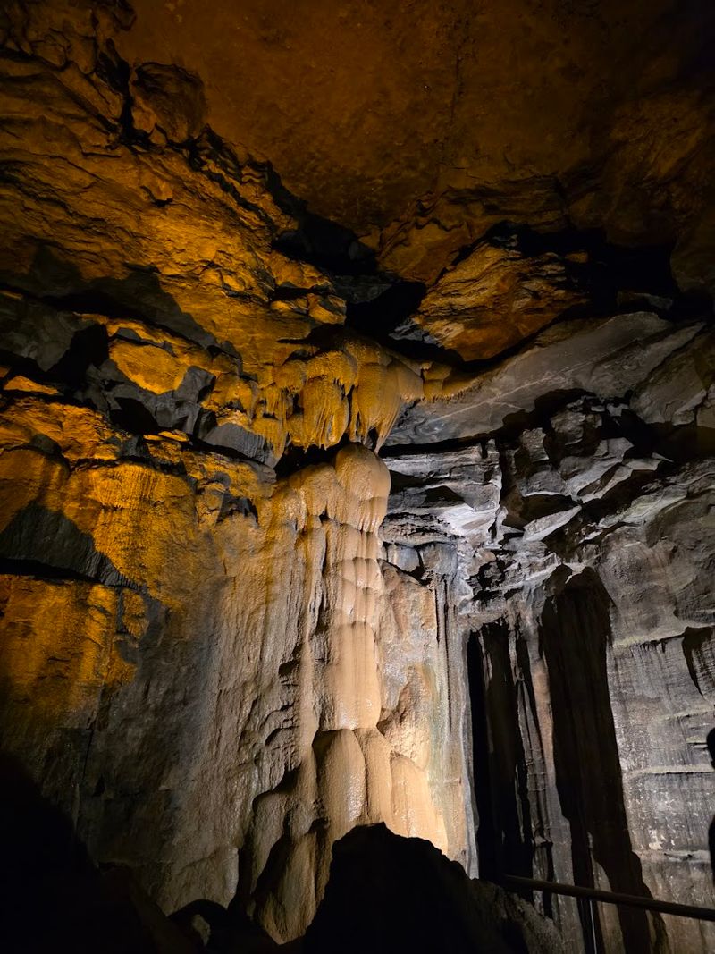 Rock Formations Bring The Cave To Life