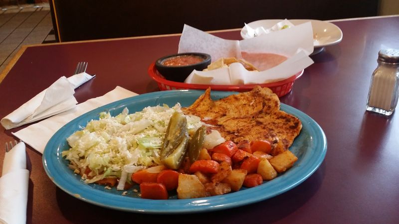 Lunch Specials That Deliver Real Value