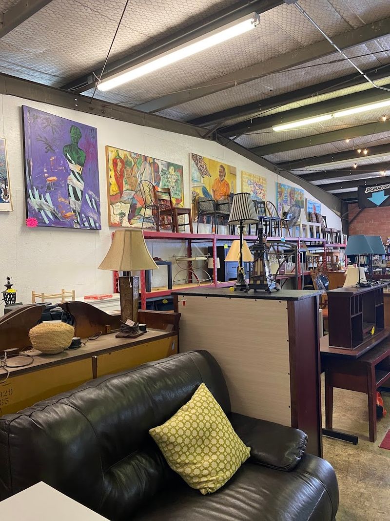 Home Decor That Turns Bare Walls Into Conversation Starters