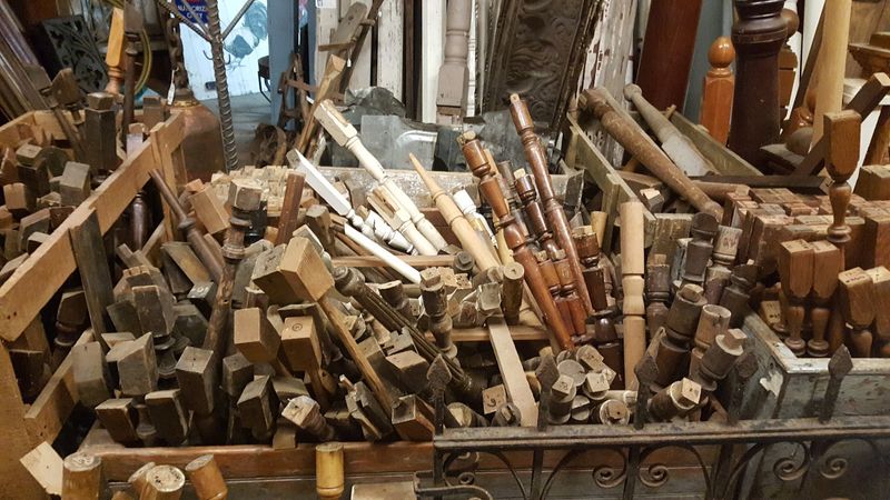 Reclaimed Lumber and Old Growth Wood