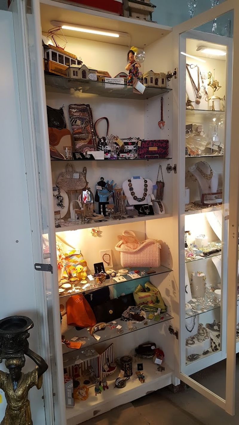 Estate Jewelry Worth a Second Look