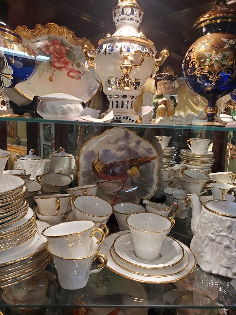 Antique Porcelain and Kitchenware That Turns Cooking Into Art
