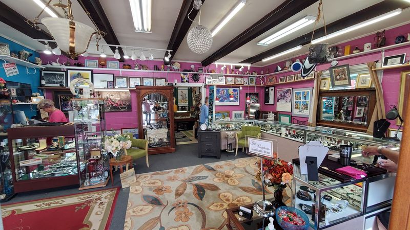 Consignment Opportunities for Sellers Too